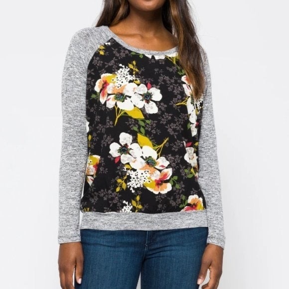 Kut from the Kloth Sweaters - KUT from the Kloth Floral Long Sleeve Top Size M
